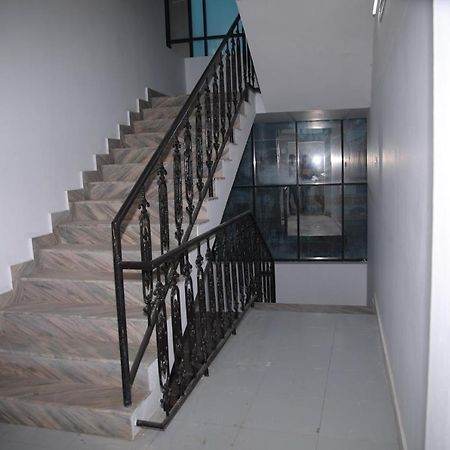 Meghna Residency Hotel Thiruvananthapuram Bagian luar foto